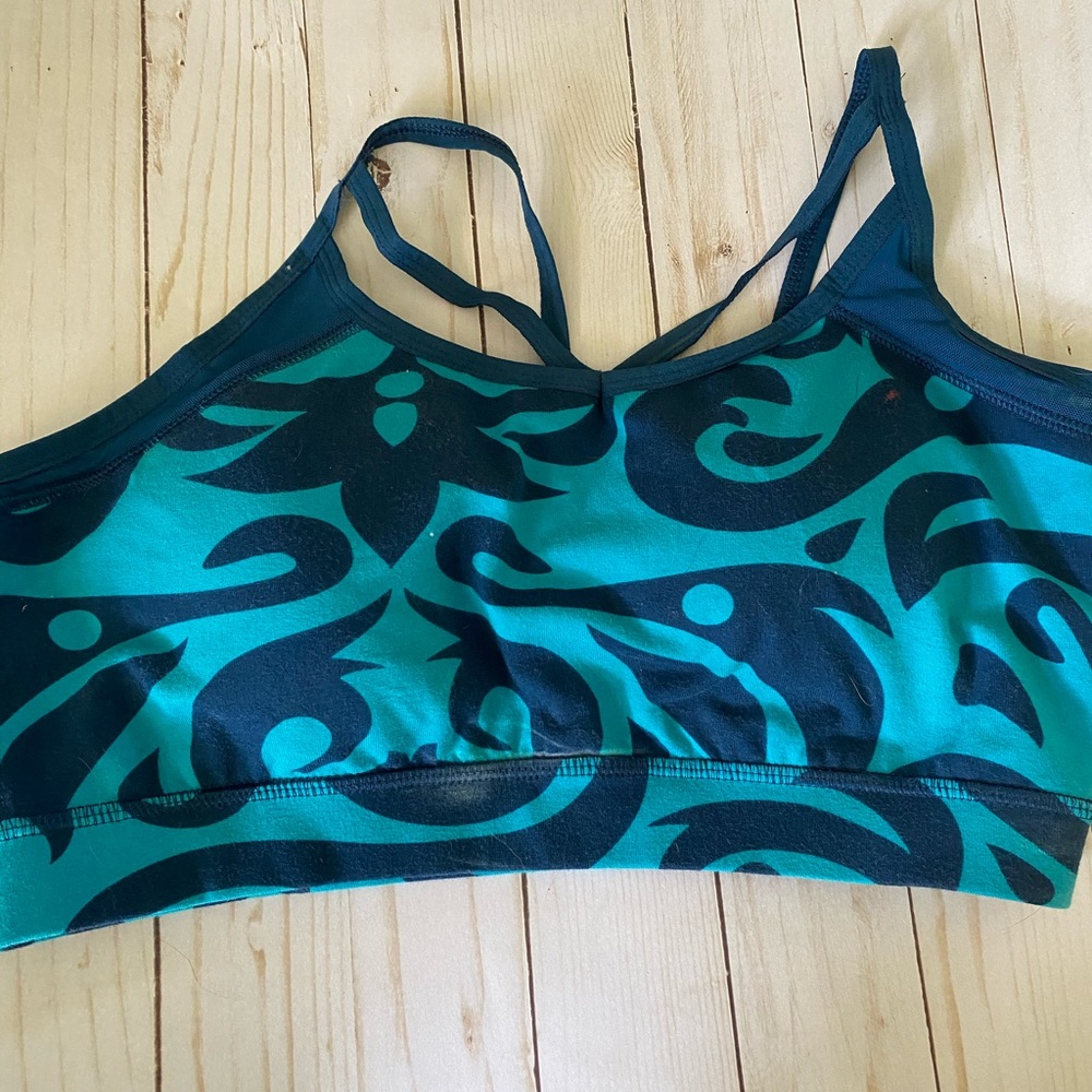 Sports bra